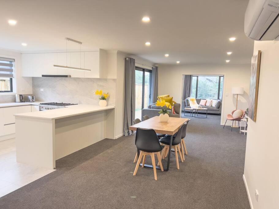 Rotorua Sunshine Brand New 4 Bedroom House Exteriér fotografie